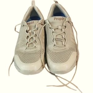 Propet mens  (unisex) sneakers shoes size 12
